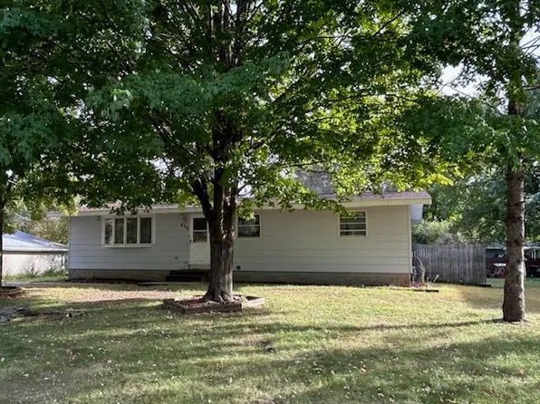 630 N 5th St, New Richmond, WI 54017