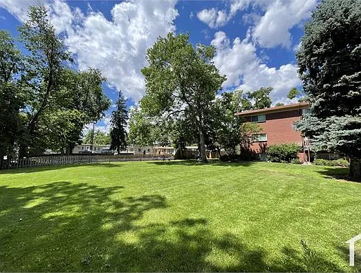 1375 Everett Ct #205 — Photo 9
