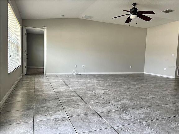 3rd image of 16932 Peaceful Valley Dr