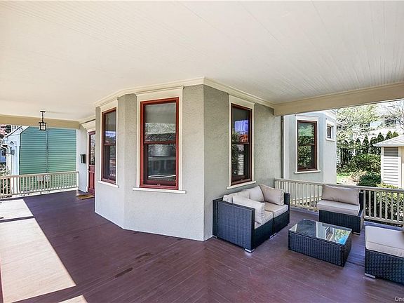 3rd image of 4 Stafford Pl