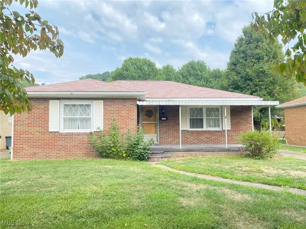 1007 3rd St, Brilliant, OH 43913