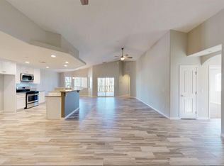13099 Bermuda Dunes Rd, Victorville, CA 92395