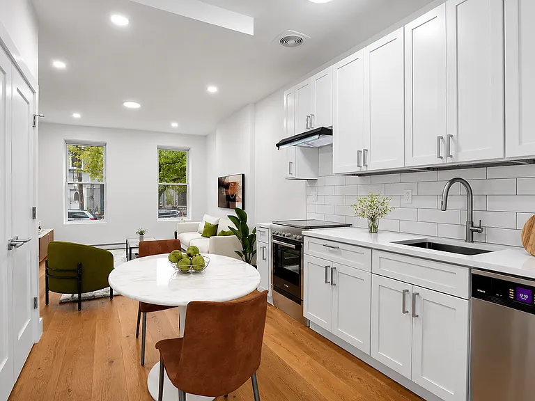 575 Morgan Ave #1 — Photo 3