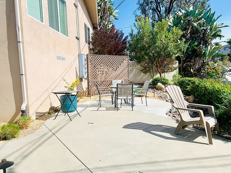 1BD/1BA Mission Hills Apartment w/ 1-Car Garage! Only $2,095/mo~ — Photo 14