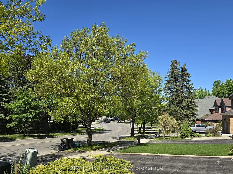 137 McClellan Way — Photo 3