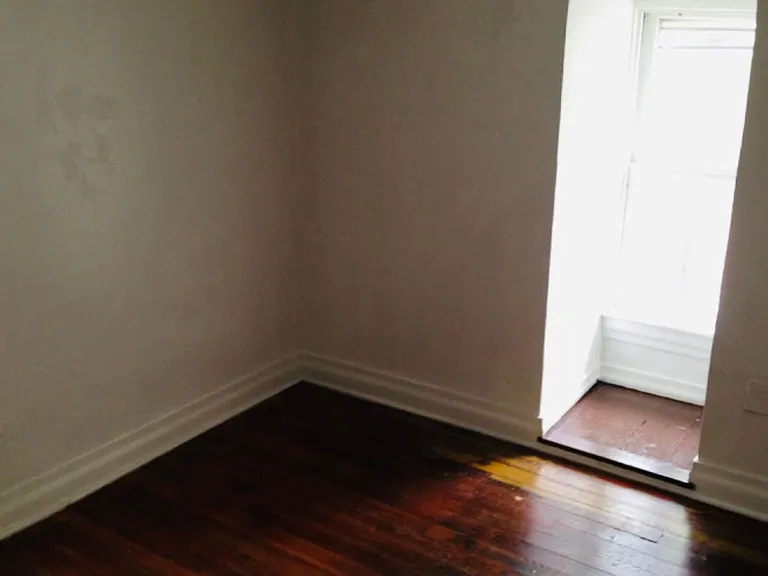 527 E Philadelphia St #2 — Photo 8