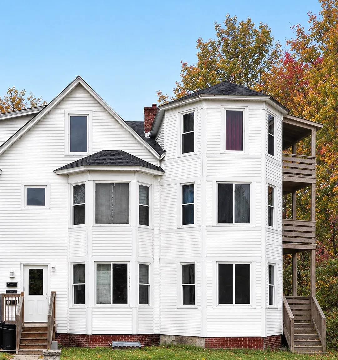Maine Ave, Rumford — Photo 1