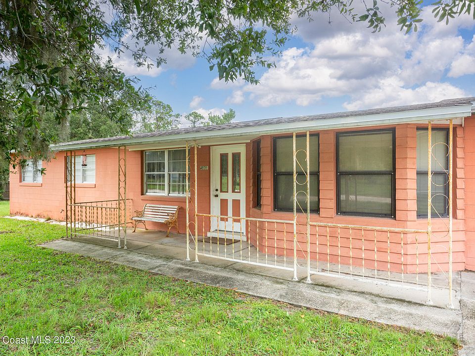 5963 Lord St, Mims, FL 32754