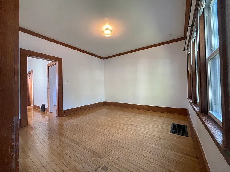 2521 W Michigan St — Photo 1