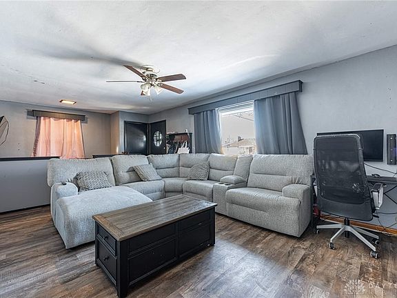 3rd image of 434 Cottage Ave