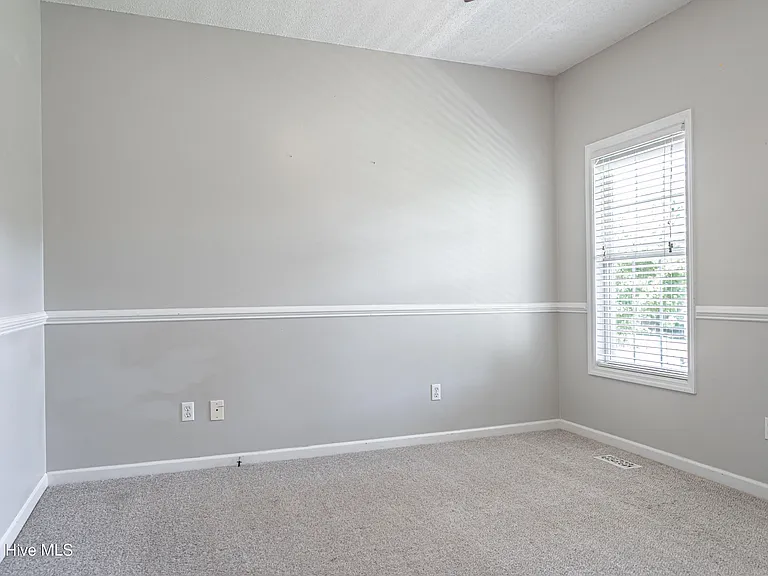 154 Dublin Ct — Photo 23