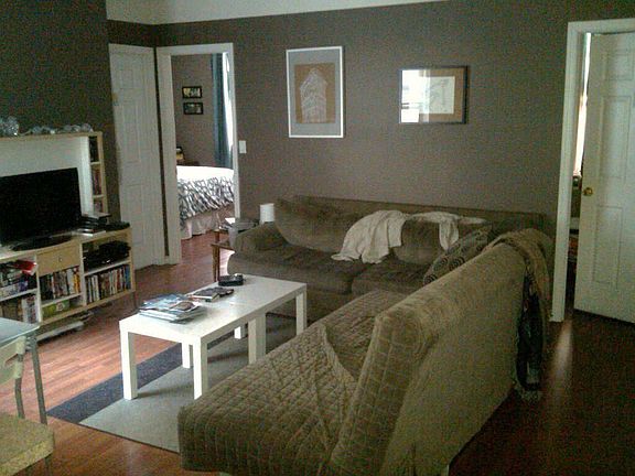 3rd image of 70 Pinehurst Ave #51