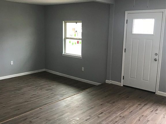 5th image of 2114 Dewberry Ln