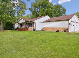 3102 Ridgewood Dr, Champaign, IL 61821