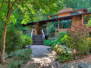 902 Kings Mill Rd, Chapel Hill, NC 27517