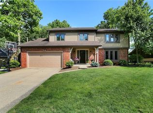 612 Dorchester Dr, Noblesville, IN