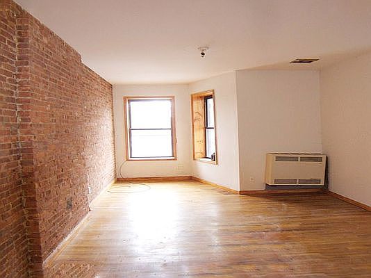 4th image of 42 Lewis Ave #1R
