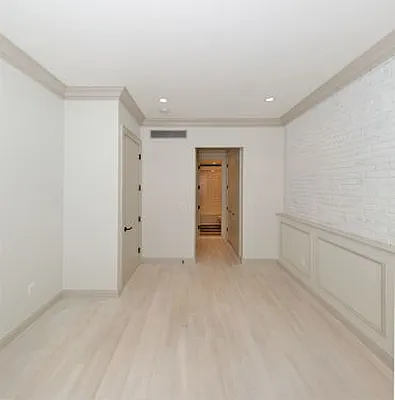 Rented by Icon Realty Management | media 9