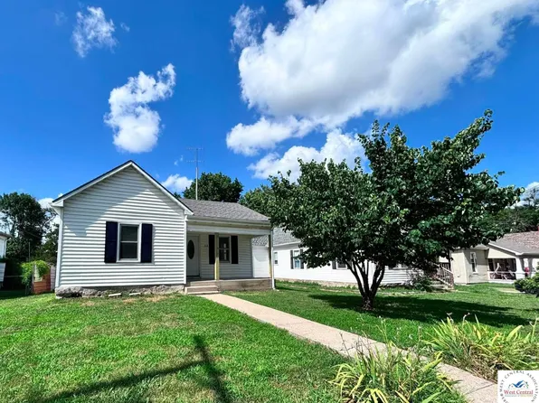 313 E Ohio St, Clinton, MO 64735