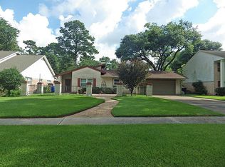 1118 Cheshire Ln, Houston, TX 77018