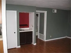 1000 Central Ave #22 — Photo 5