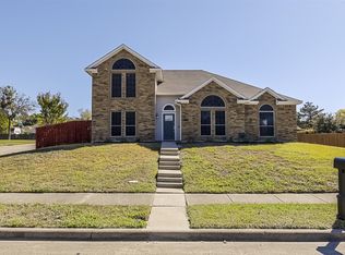 5914 Beacon Dr, Rowlett, TX 75089