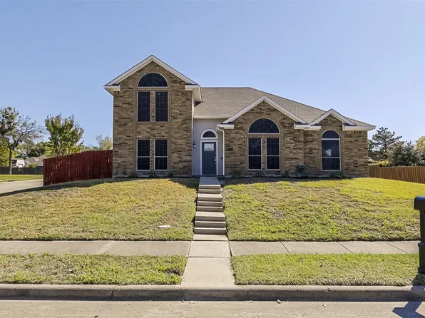 5914 Beacon Dr, Rowlett, TX 75089