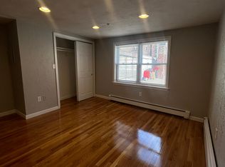 7 N Hanover Ct APT 1, Boston, MA 02113