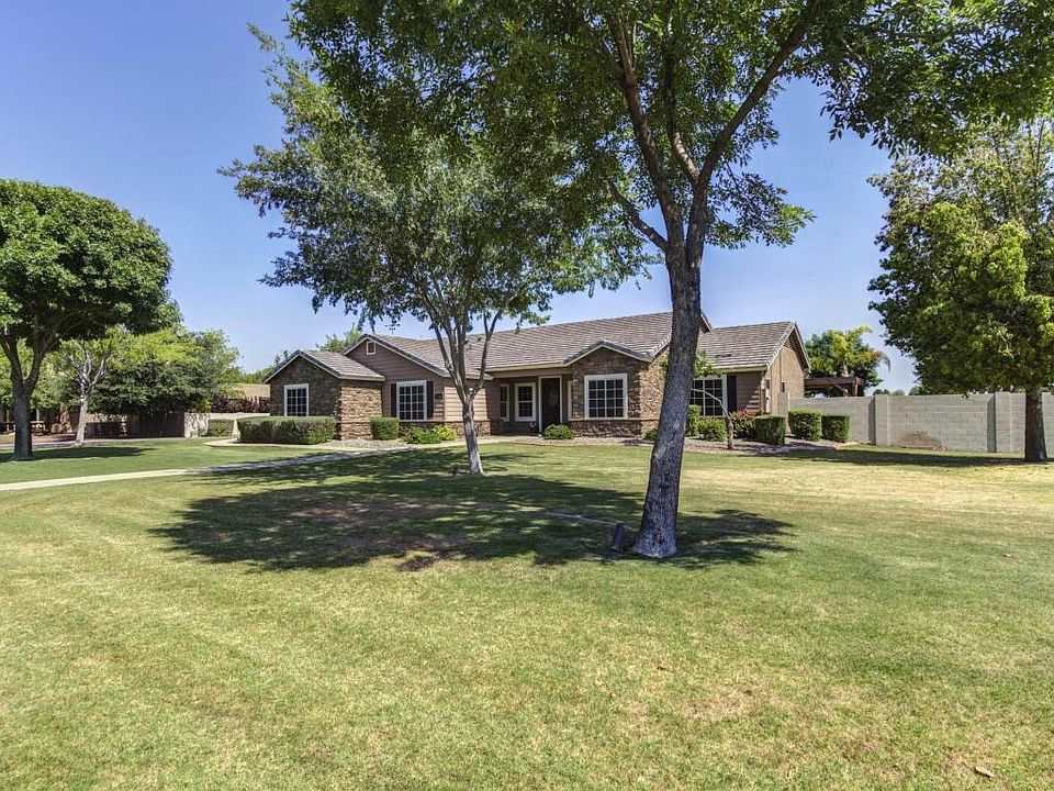 1st image of 2586 E Via Del Arboles