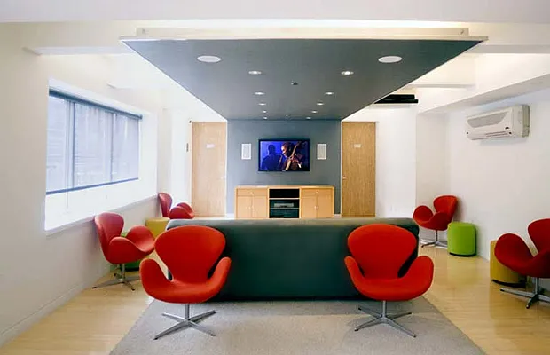 Rented by The World Wide Group | media 63