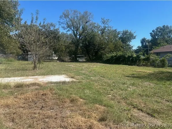 710 S 1st St, Davis, OK 73030