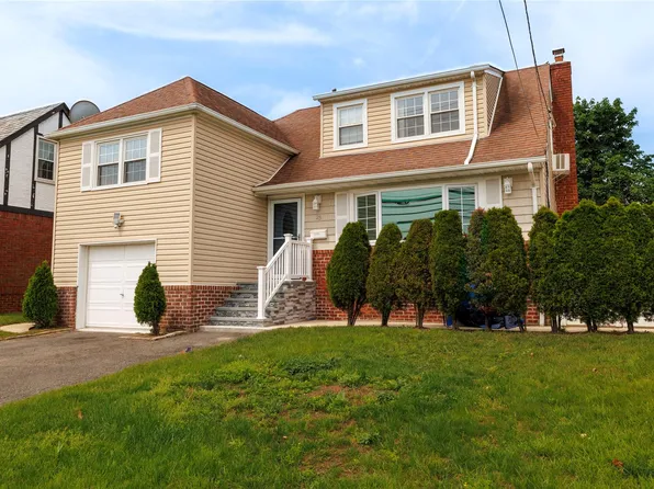 25 Ocean Avenue, Malverne, NY 11565