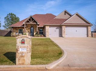 213 Saddle Brook Cir, Hallsville, TX 75650