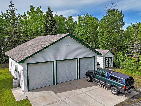 3rd image of 52245 Range Rd #225-7