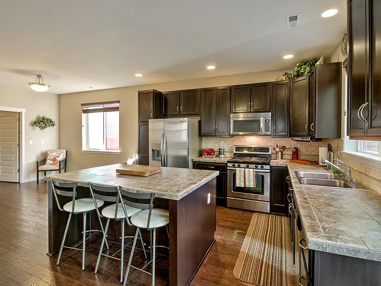 Kitchen and kitchen nook