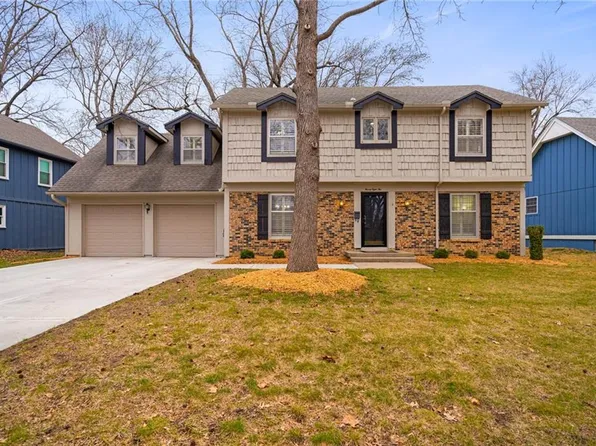 9810 W 100th Ter, Overland Park, KS 66212