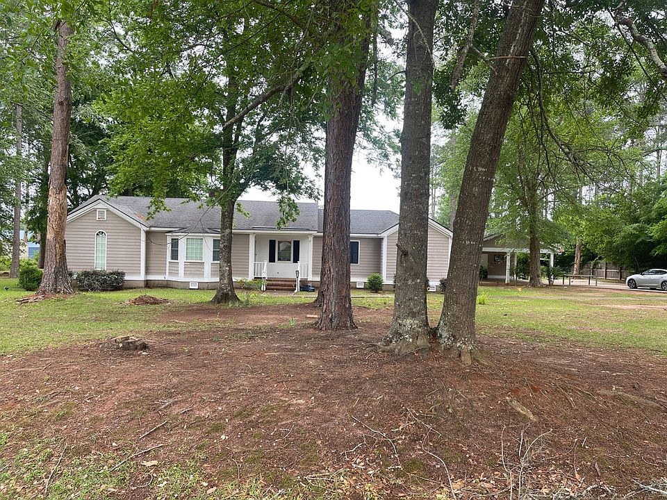 1st image of 706 White Oak Dr