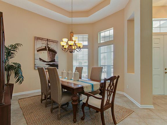 5th image of 205 W Berkswell Dr