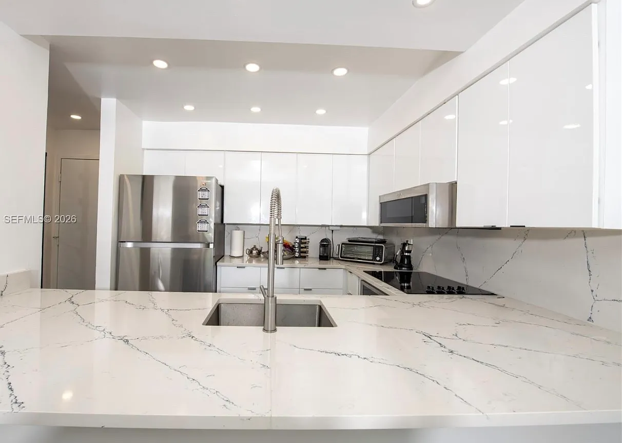 1 bed, 659 sqft, $3,500 — Photo 4