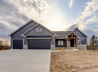 12562 Ridgedale Dr #11, Allendale Township, MI 49401