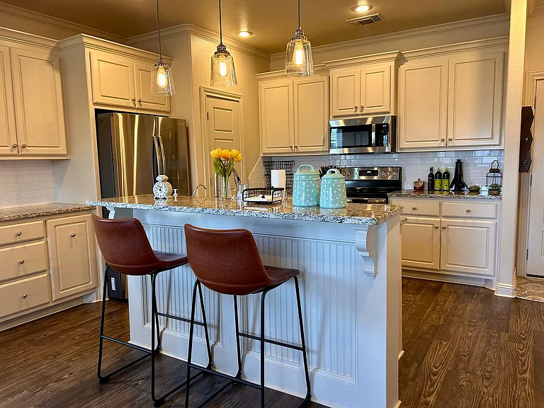10317 Vernon Dr — Photo 9