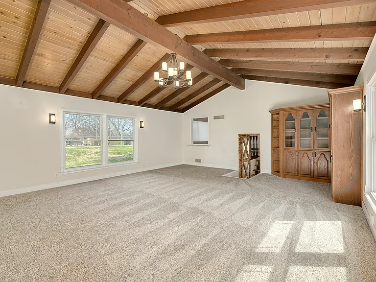 6000 N Lenox Ave — Photo 17