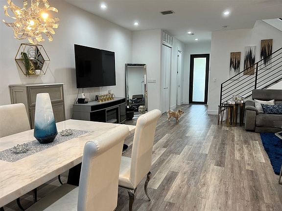 3rd image of 10535 NW 28th Court