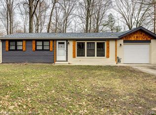 3640 Teeple Ave, Fort Gratiot, MI 48059