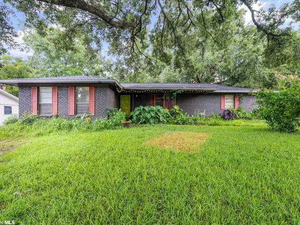 1174 Ginger Dr, Mobile, AL 36693