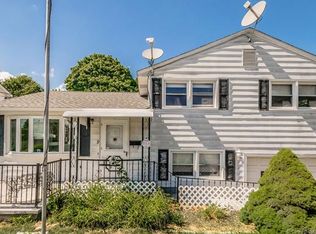 9 Cold Spring St, East Haven, CT 06512