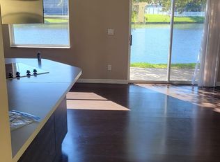 524 Cresting Oak Cir, Orlando, FL 32824