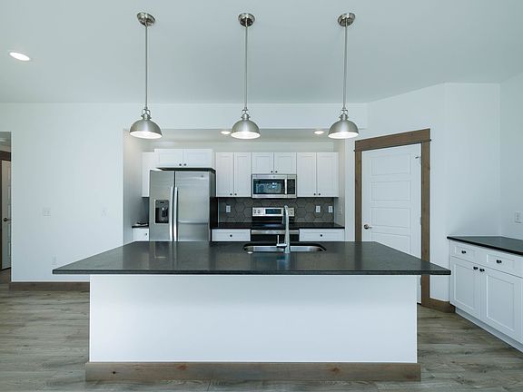 5th image of 90 Whisper Ln #B