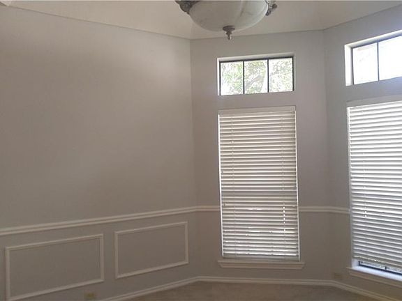 4th image of 2326 Heatherwoods Way