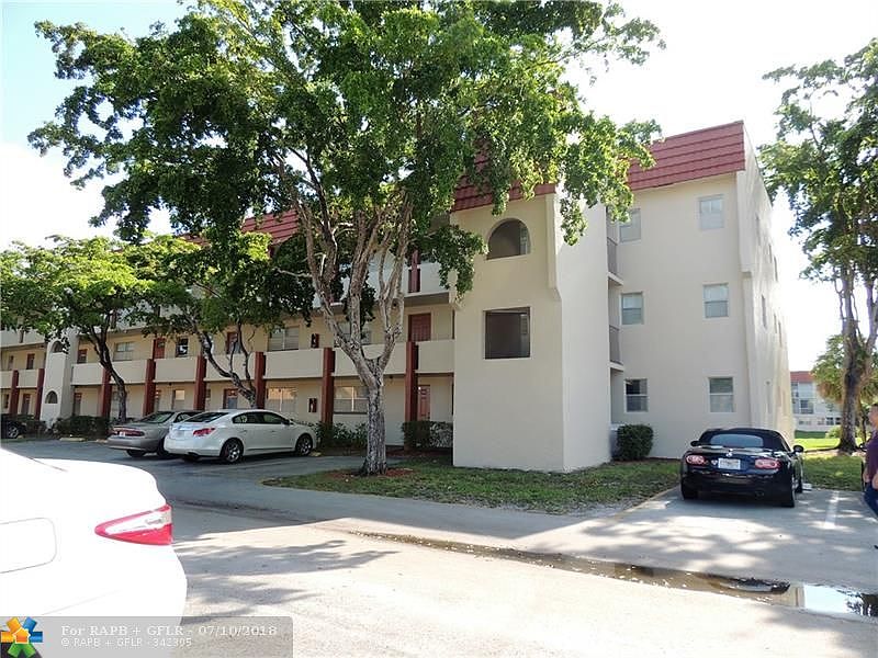 1st image of 2751 Sunrise Lakes Dr E APT 112